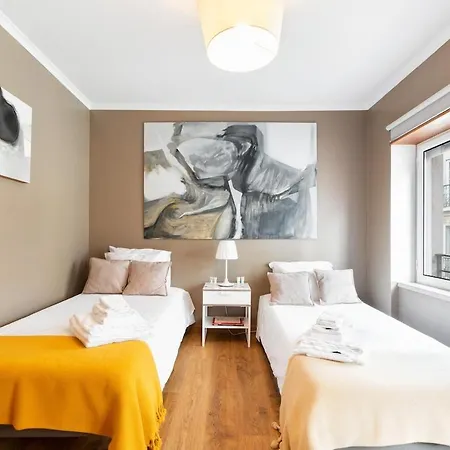 Exquisite Townhouse In Center- Private Garage & Terrace Apartment Lisbon
