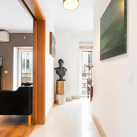 Exquisite Townhouse For 8 In Lisbon City Center * Lisbon