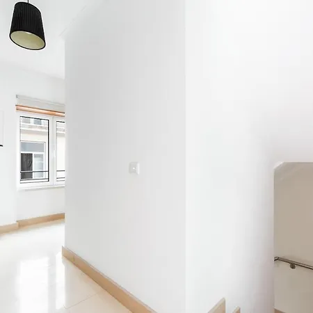 アパート Exquisite Townhouse For Up To 8 In Center *