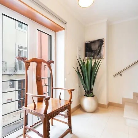 شقة Exquisite Townhouse For Up To 8 In Center Lisboa