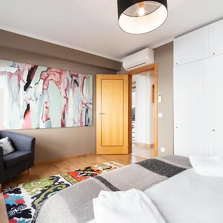 Exquisite Townhouse For Up To 8 In Center * Lizbona