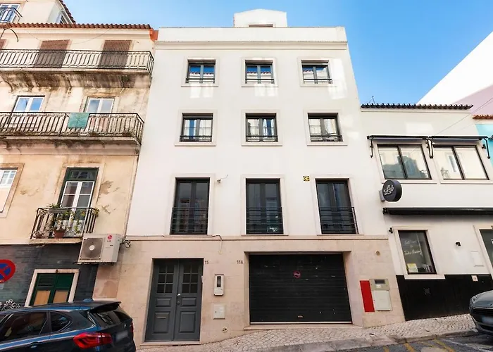 Exquisite Townhouse For Up To 8 In Center Lägenhet *