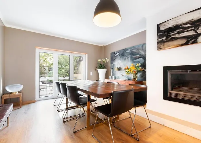 Lägenhet Exquisite Townhouse For Up To 8 In Center *