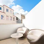 Exquisite Townhouse In Center- Private Garage & Terrace Lissabon