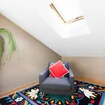 Exquisite Townhouse In Center- Private Garage & Terrace Apartment