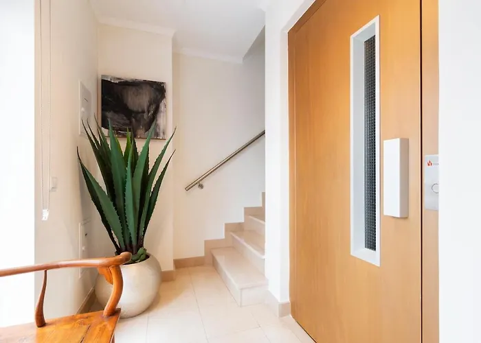Exquisite Townhouse For Up To 8 In Center 公寓 Lisboa